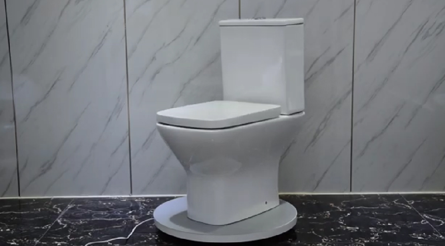 Two piece toilet